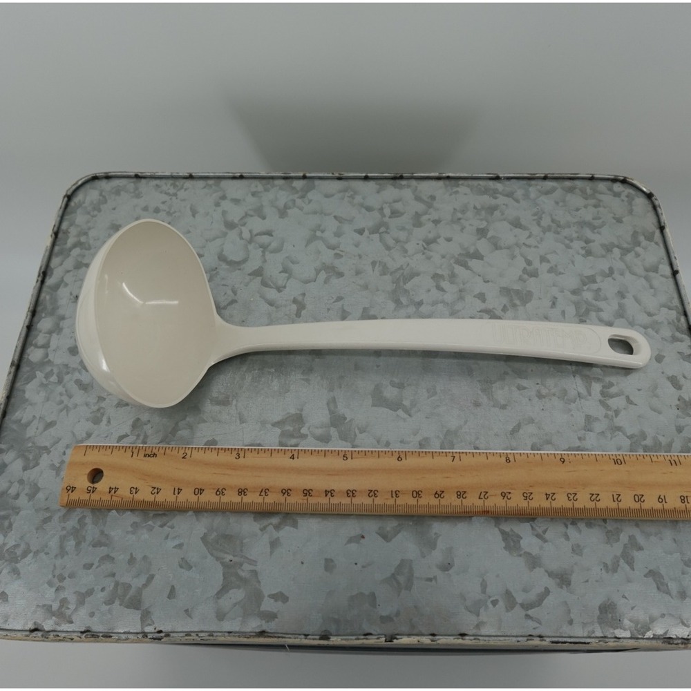 Vintage Ultratemp Soup Ladle Cream Off-White High Heat Resistant Kitchen Utensil - Picture 6 of 8